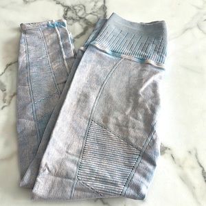 Avocado Size M/L Leggings